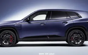BMW XM image 2