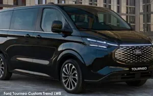 Ford Tourneo Custom image 2
