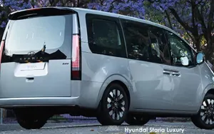 Hyundai Staria image 3