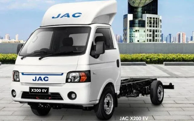 EV X200 1.9 TON F/C C/C June 2025