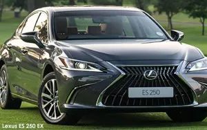 Lexus ES image 2