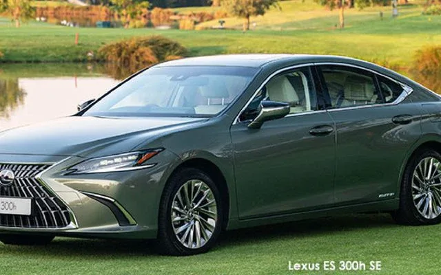 Lexus ES