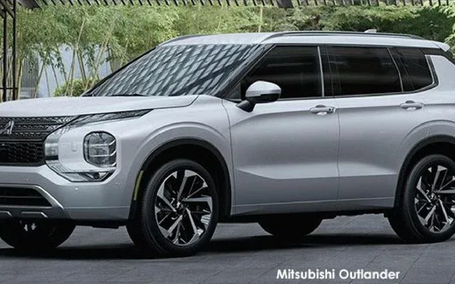 2.5 GLS CVT June 2023