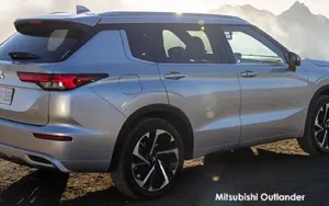 Mitsubishi Outlander image 2