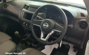Nissan Navara image 3