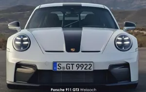 Porsche 911 image 2