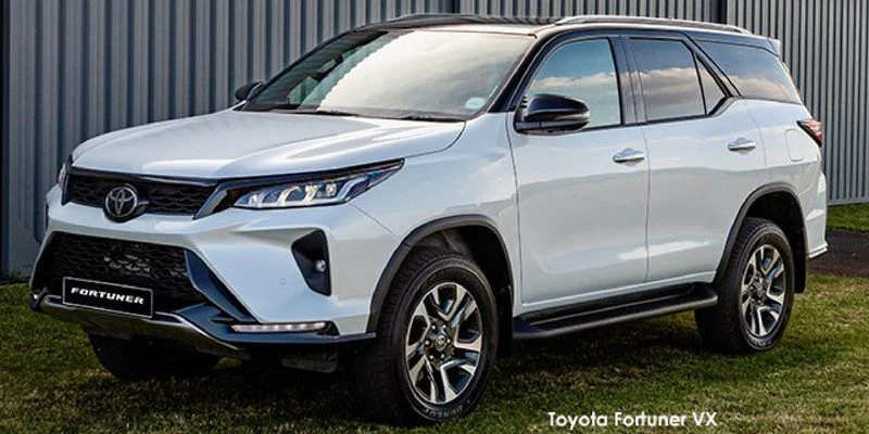 Toyota Fortuner 2.4gd-6 R/B A/T