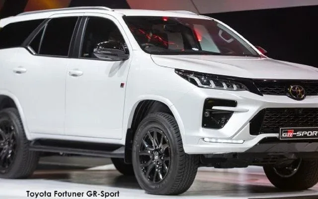 2.8gd-6 4x4 GR-S A/T February 2025
