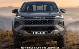 Toyota Hilux image 2