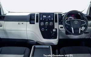 Toyota Quantum image 2